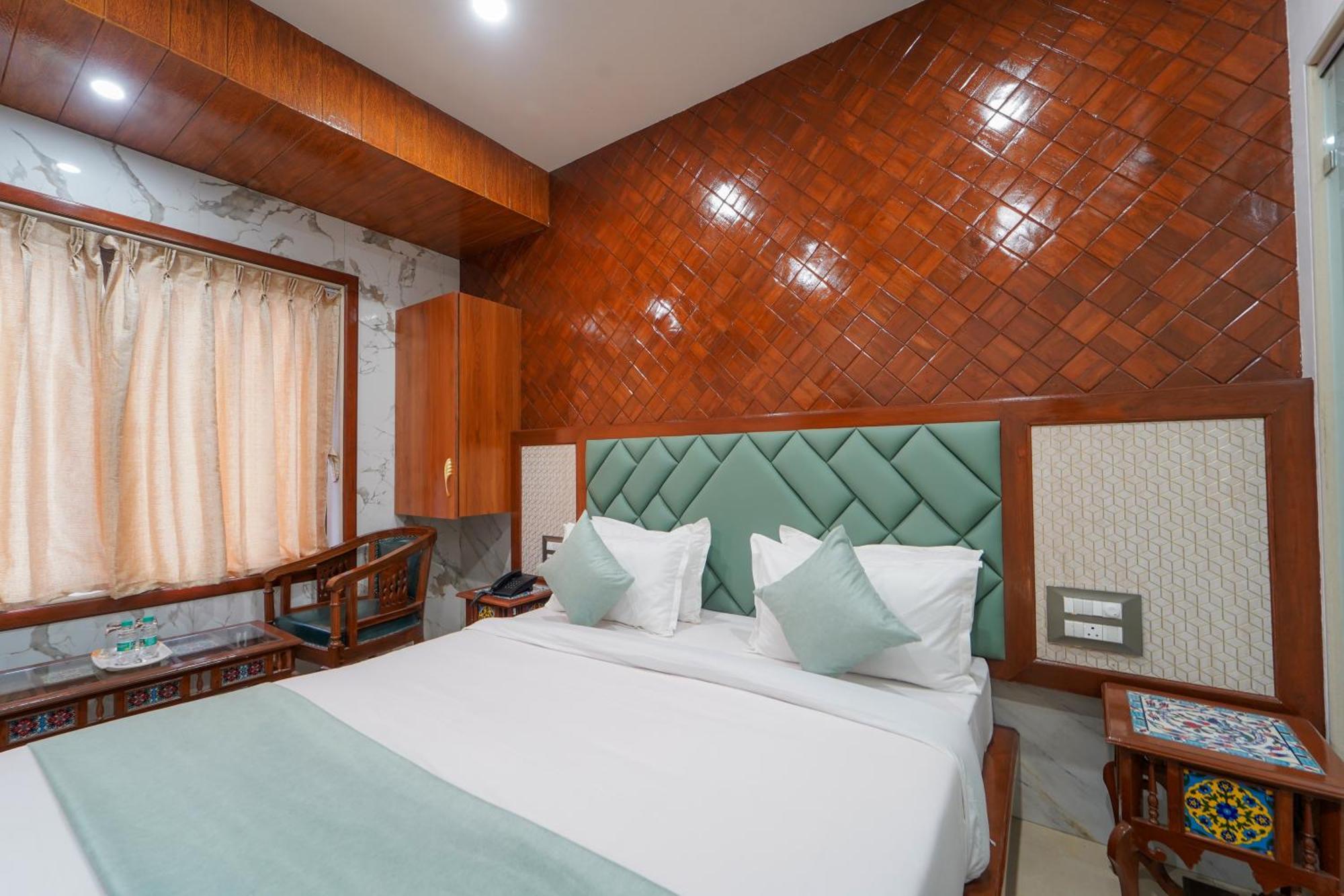 Hotel Bright Star Mahabaleshwar Exterior photo
