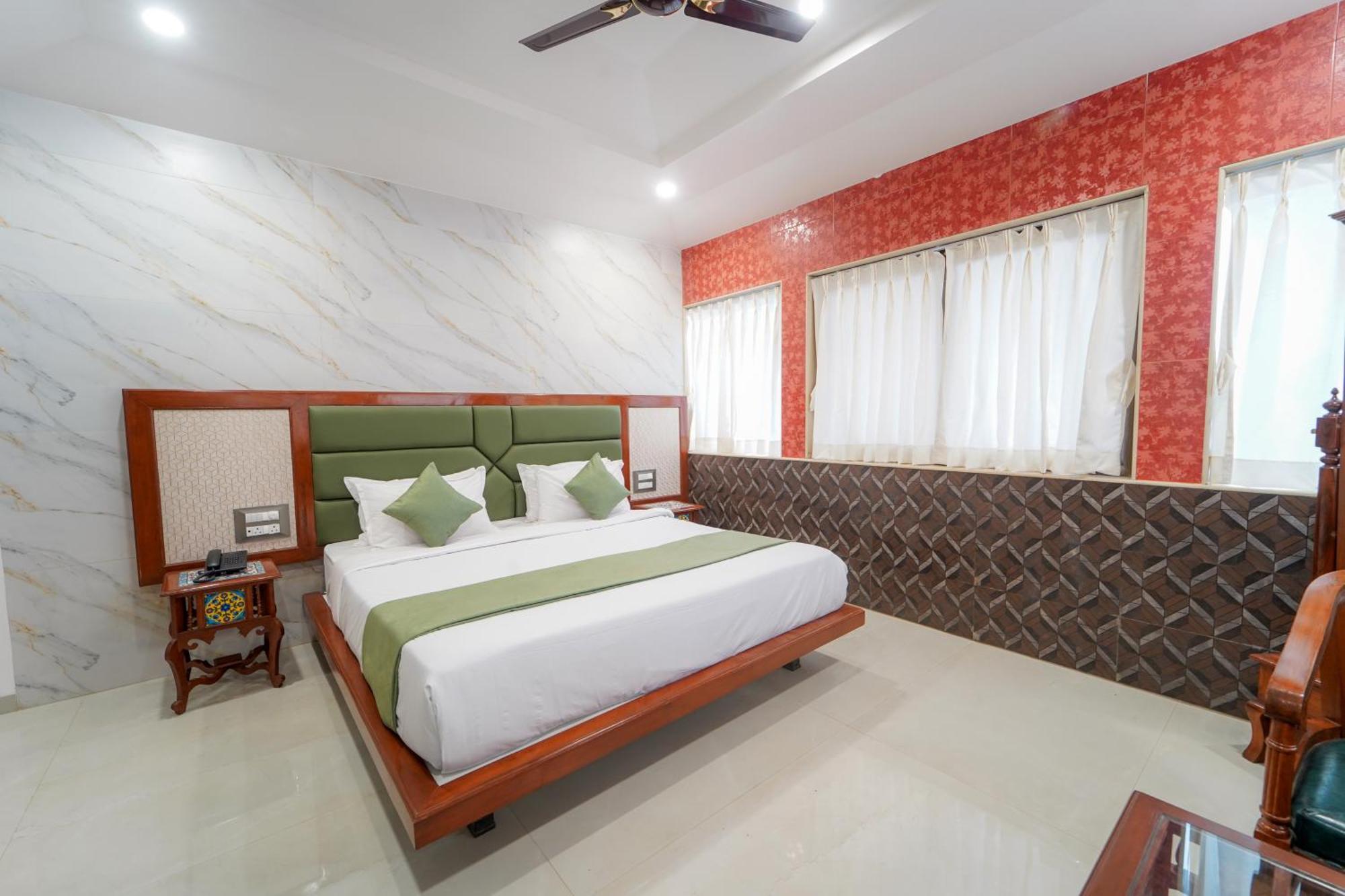 Hotel Bright Star Mahabaleshwar Exterior photo