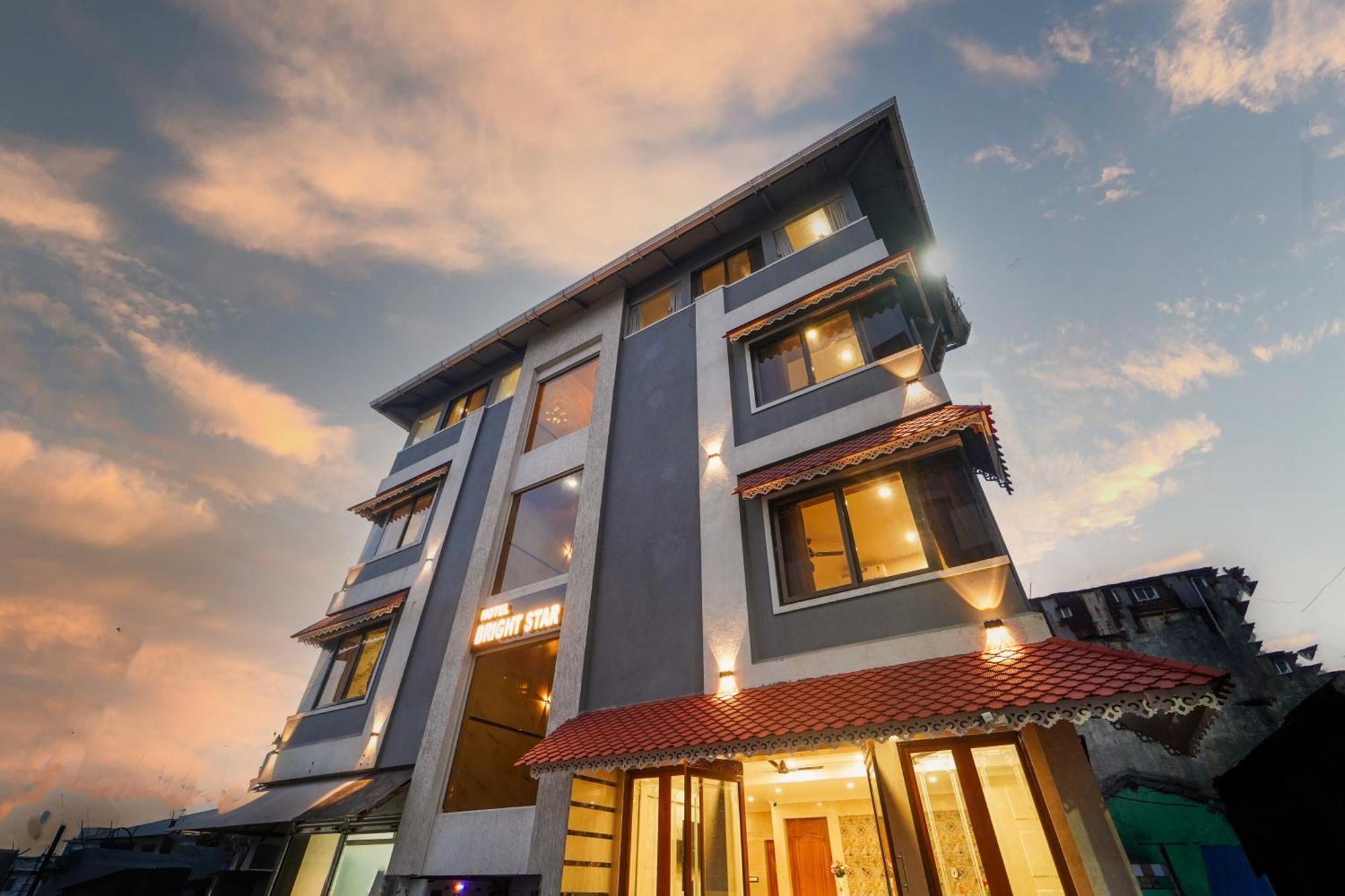 Hotel Bright Star Mahabaleshwar Exterior photo